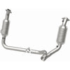 MagnaFlow Direct Fit Catalytic Converter 2006 Dodge RAM 1500 Pickup 5.7L Solid Front Axle